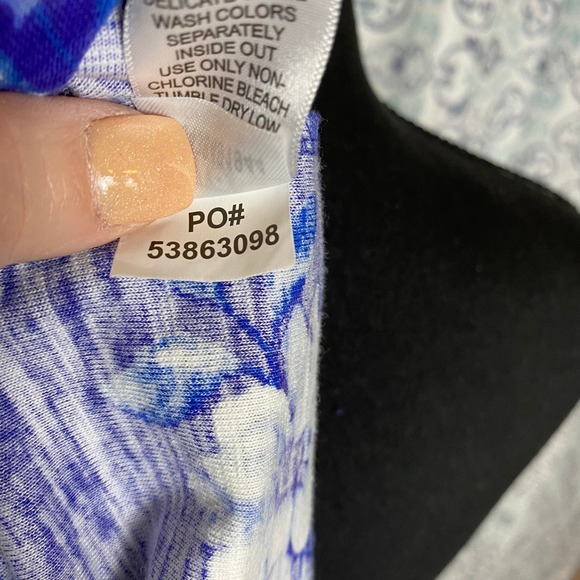 Woman Within Womens Plus Size 18/20 Blue Floral‎ Top with Lace Sleeves - Picture 10 of 10